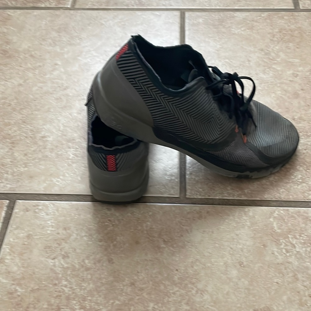 Men’s shoes